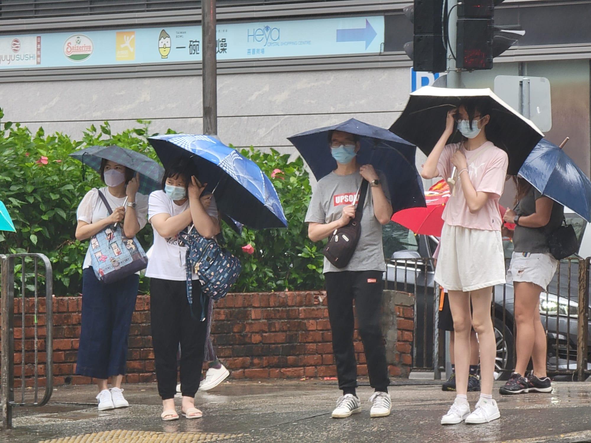 天氣|天文台發出三號強風信號 最少維持至今日下午6時 (持續更新)