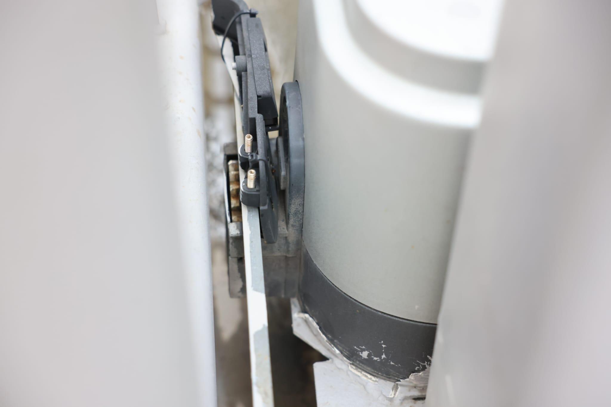 油麻地母嬰健康院鐵閘倒塌 壓斃一名女保安