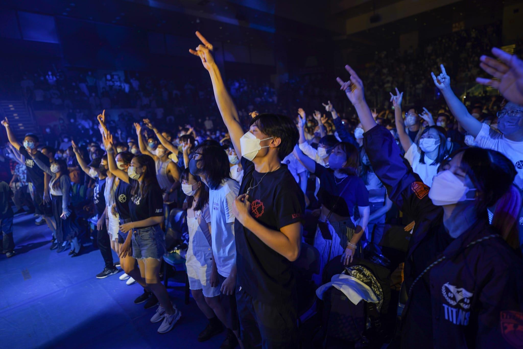 觀眾非常投入,氣氛高漲。(李睿哲攝)