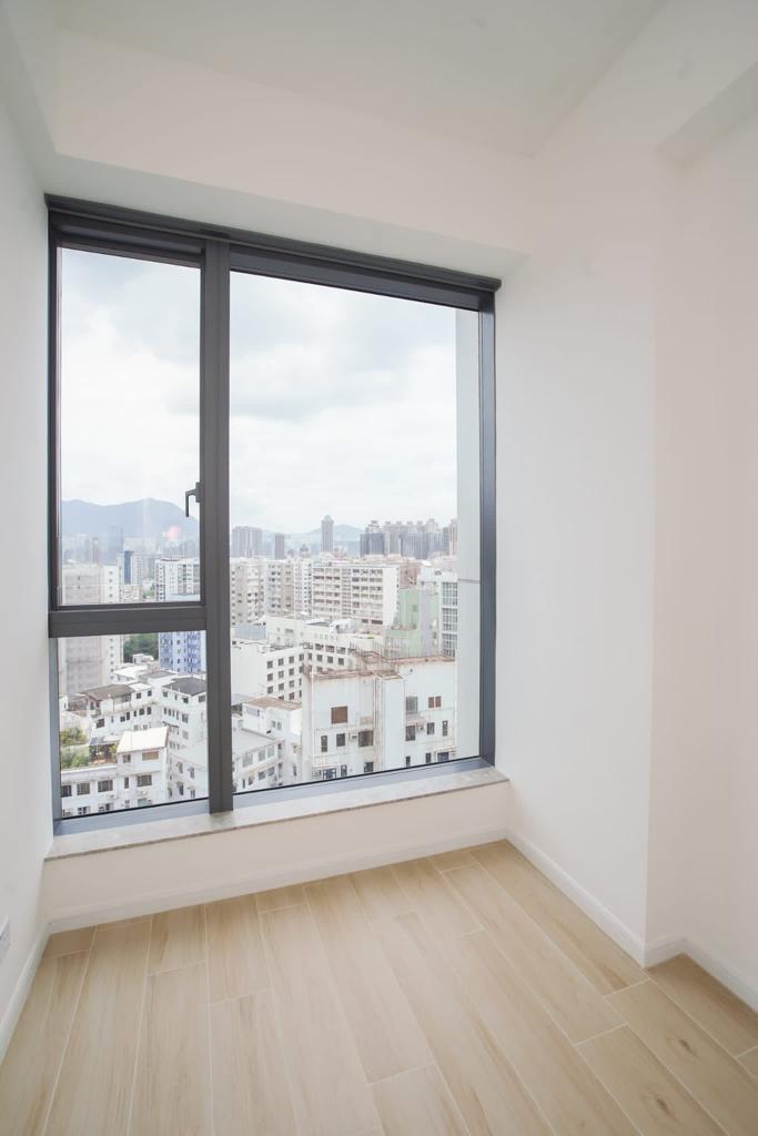 29樓A室連天台特色單位,實用面積742方呎,屬三房套戶間隔。(李睿哲攝)