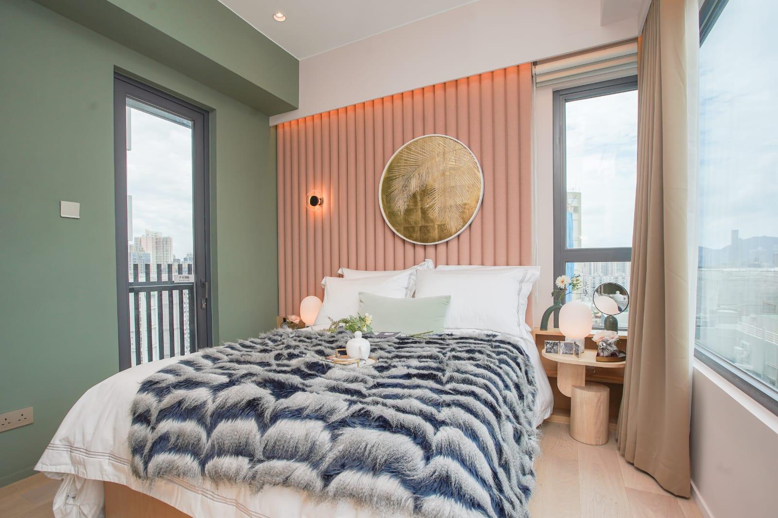 睡房設有工作平台,方便晾曬衣物。(李睿哲攝)