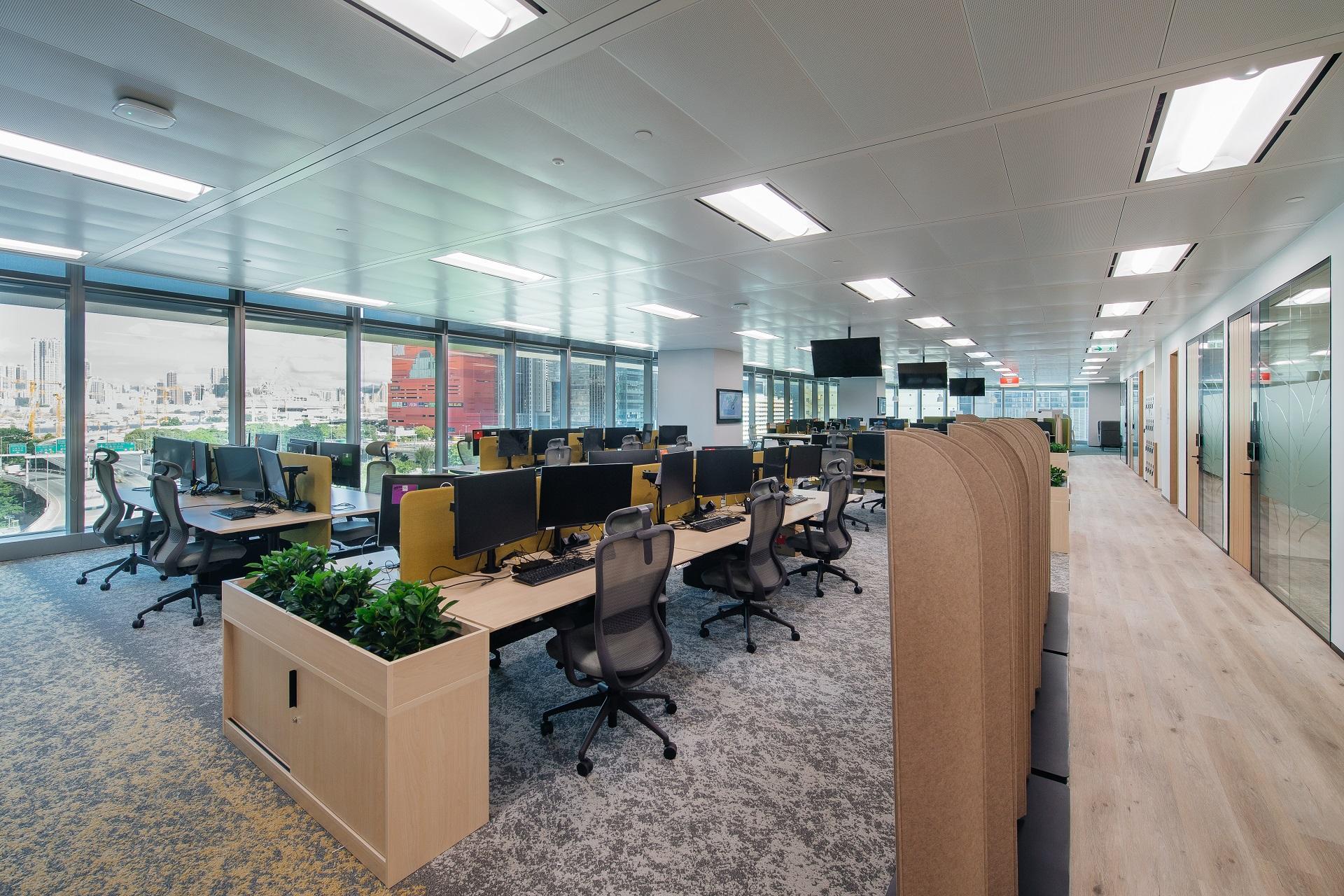 工作區 可持續發展的辦公室傢俱、木製品和智能照明系統提供一個以人為本、對地球更健康的時尚工作環境。