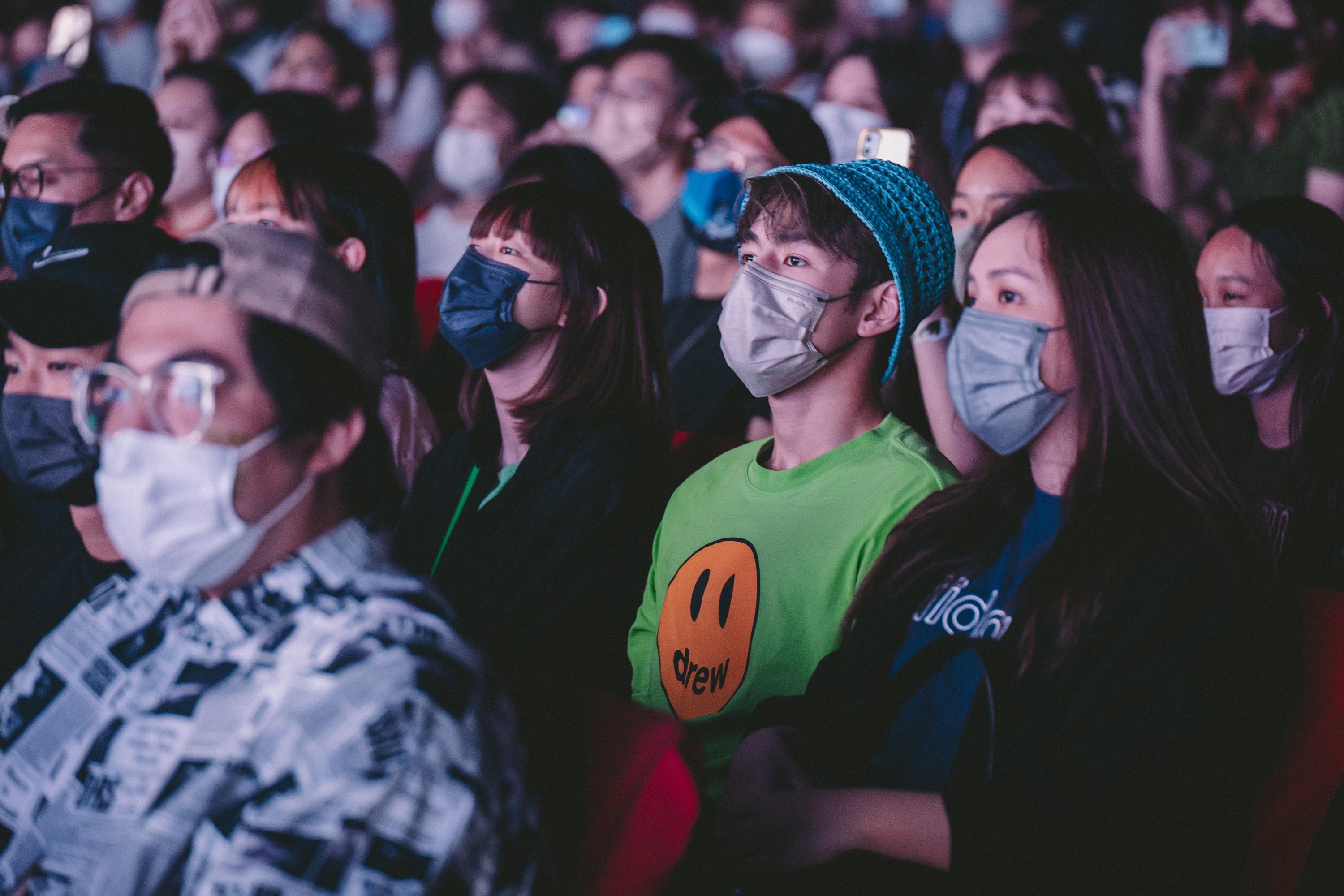 魏浚笙(Jeffery)和女友以及903DJ 阿正。