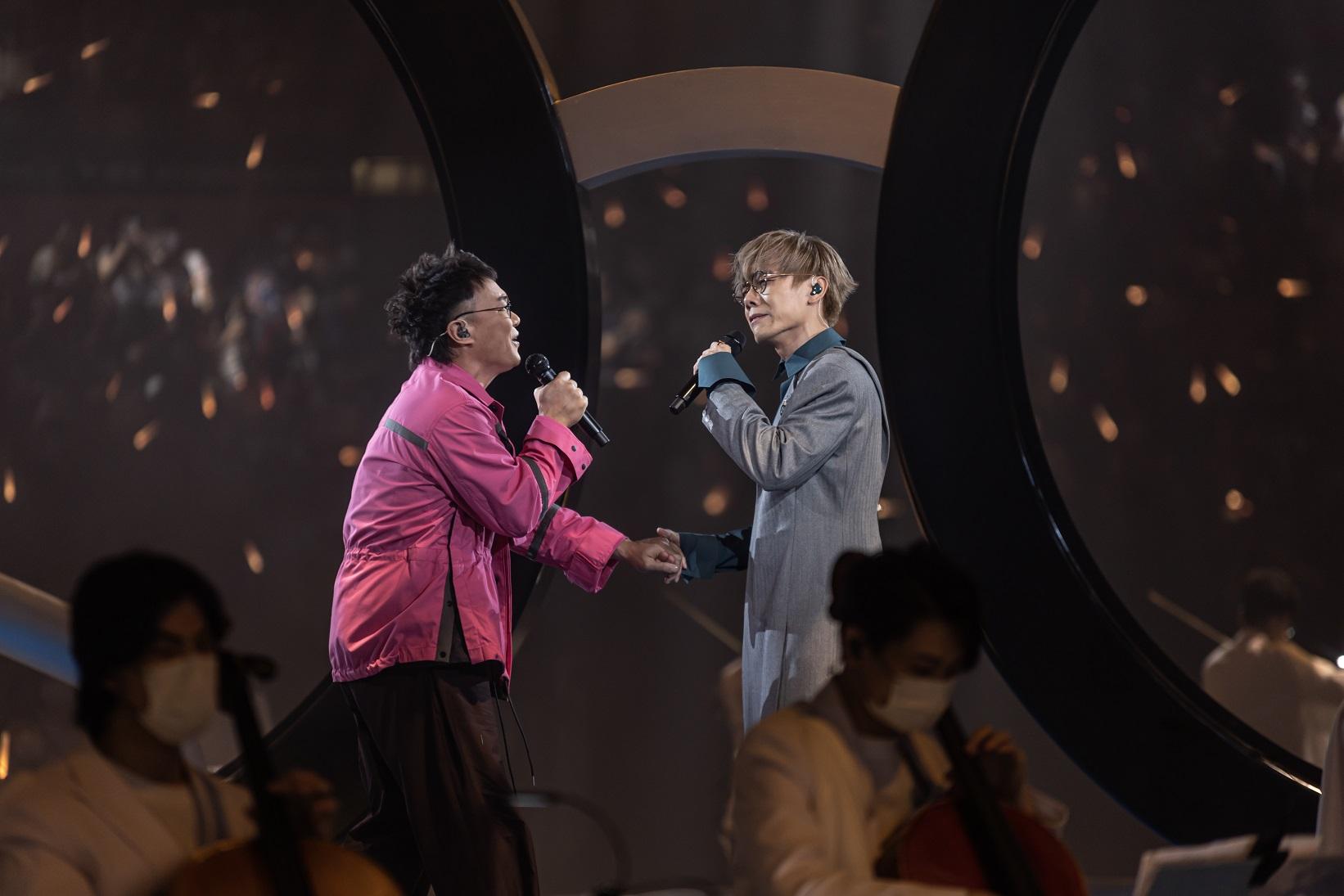 林家謙獲偶像Eason擔任演唱會嘉賓,非常感動。