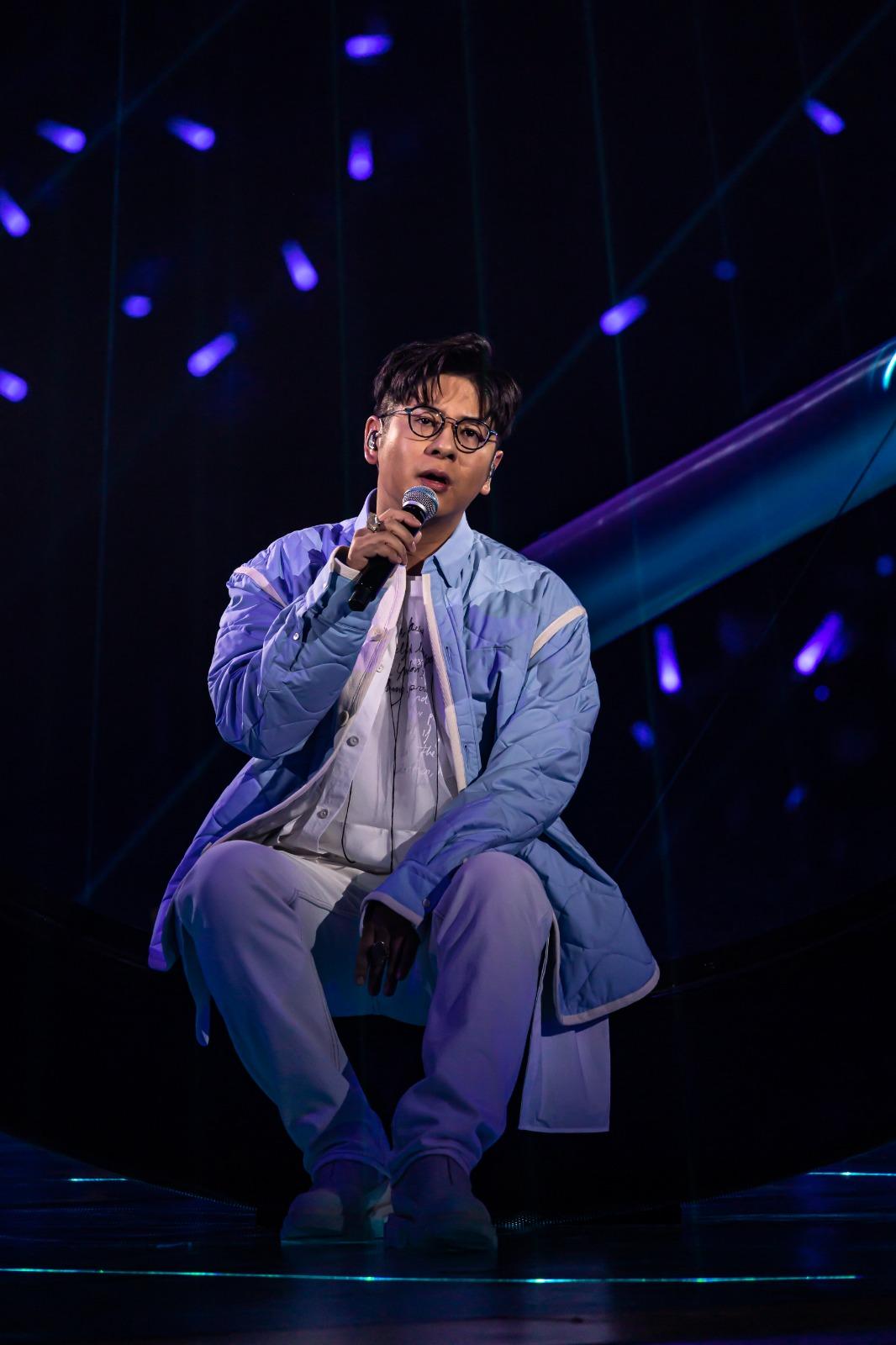 許廷鏗表示讀中四時已認識林家謙,當年大家同一間中學,家謙當時中一。