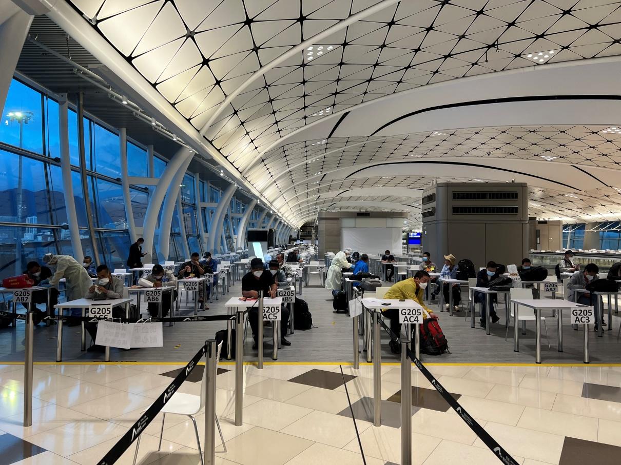 醫管局醫療隊機場篩查368旅客即時找出50人染瘧疾