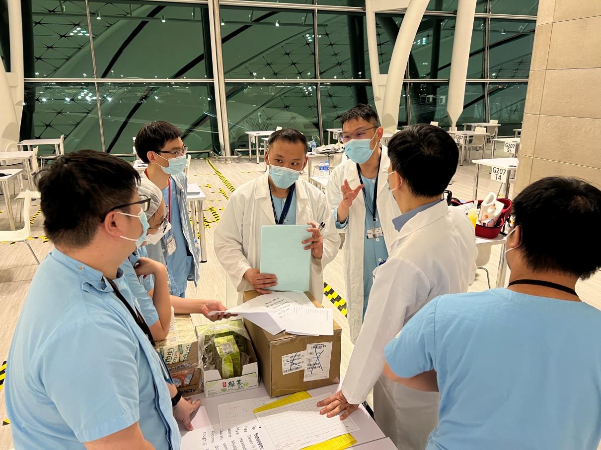 醫管局醫療隊機場篩查368旅客即時找出50人染瘧疾