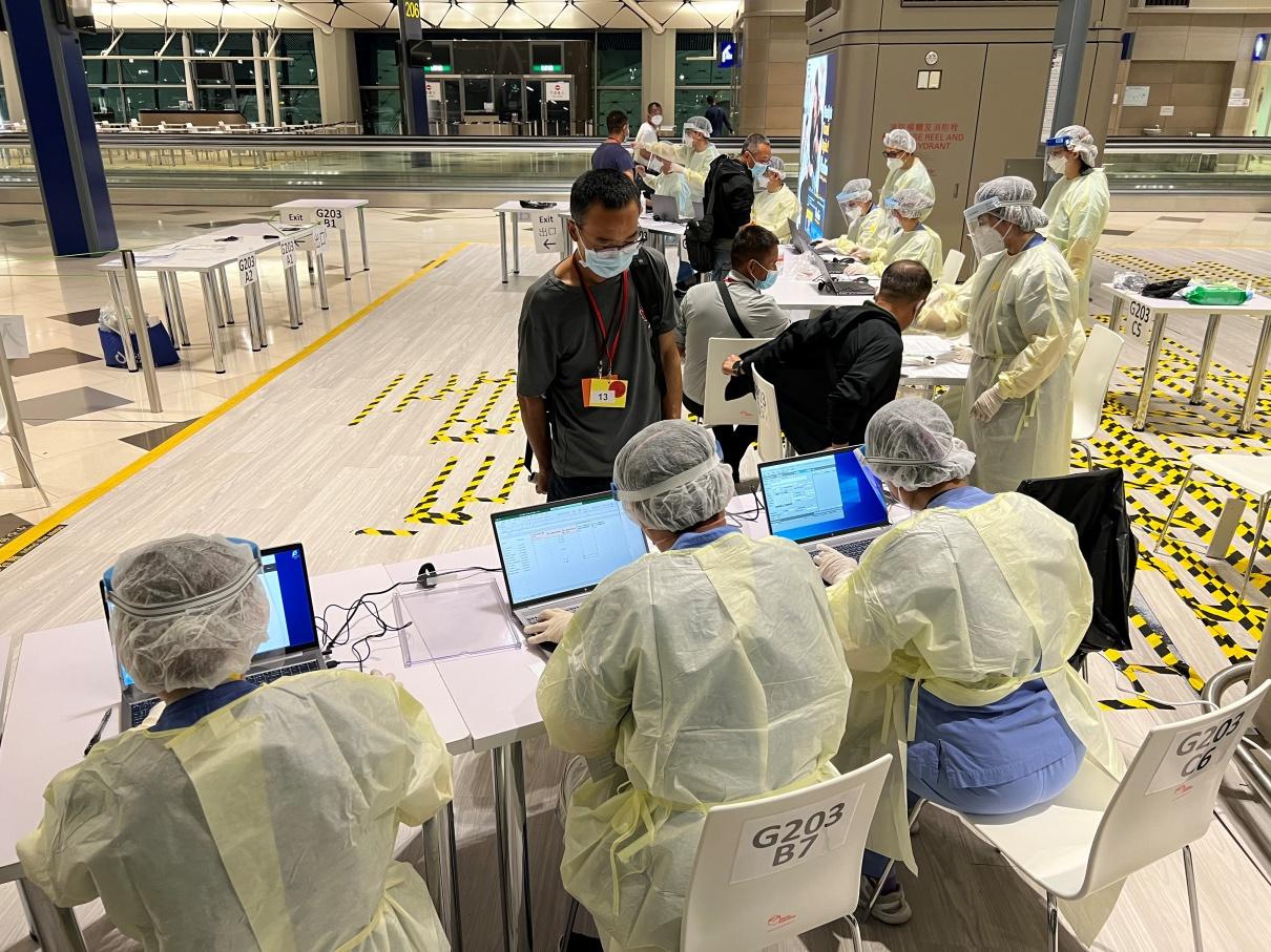 醫管局醫療隊機場篩查368旅客即時找出50人染瘧疾