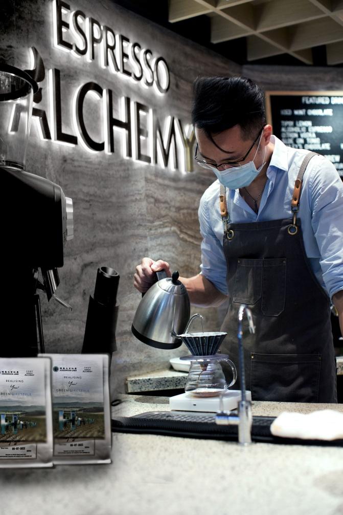 恒基地產聯乘Espresso Alchemy推慈善限定咖啡 一半收益撥捐綠色力量
