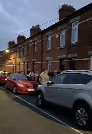 愛爾蘭都柏林一個租盤吸引逾150人排隊睇樓。(互聯網)