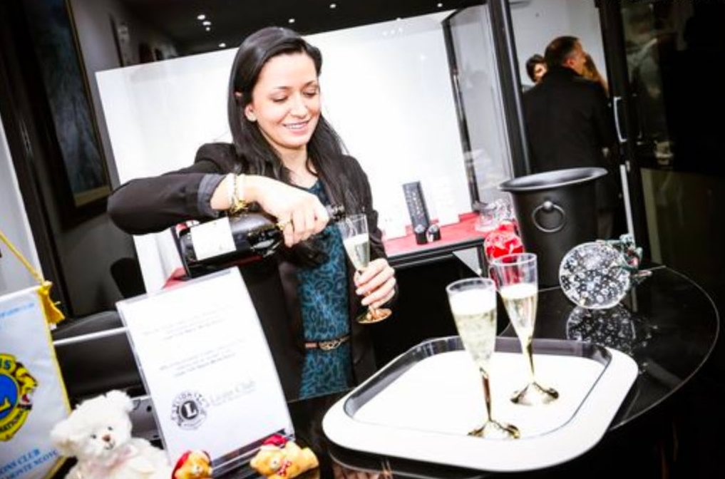 「瑪莉亞」在交際圈長袖善舞多年。(互聯網)