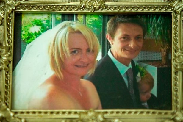 威爾遜出事前與妻子的結婚照。(互聯網)