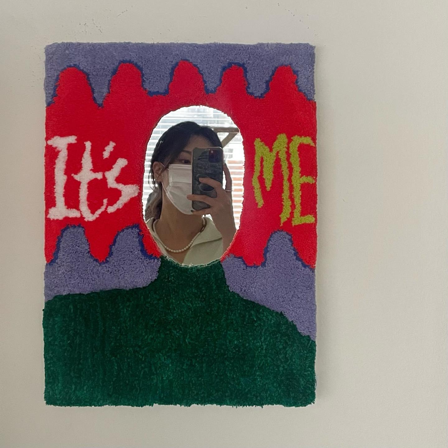 除了地毯之外,更可以自製鏡子。