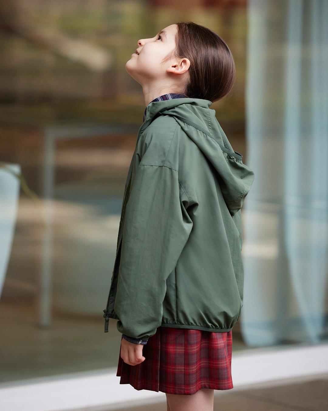 可攜式尼龍連帽外套