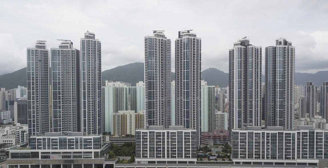 有內地生趕在開學前租樓,於隔離期間上網搵盤,並以預付一年租金逾22萬元,承租南昌站上蓋匯璽一房單位。(資料圖片)