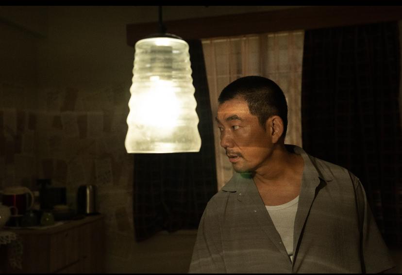 任賢齊在《失衡凶間 – 唐樓》與陳湛文和麥詠楠合作,大讚兩位後輩。