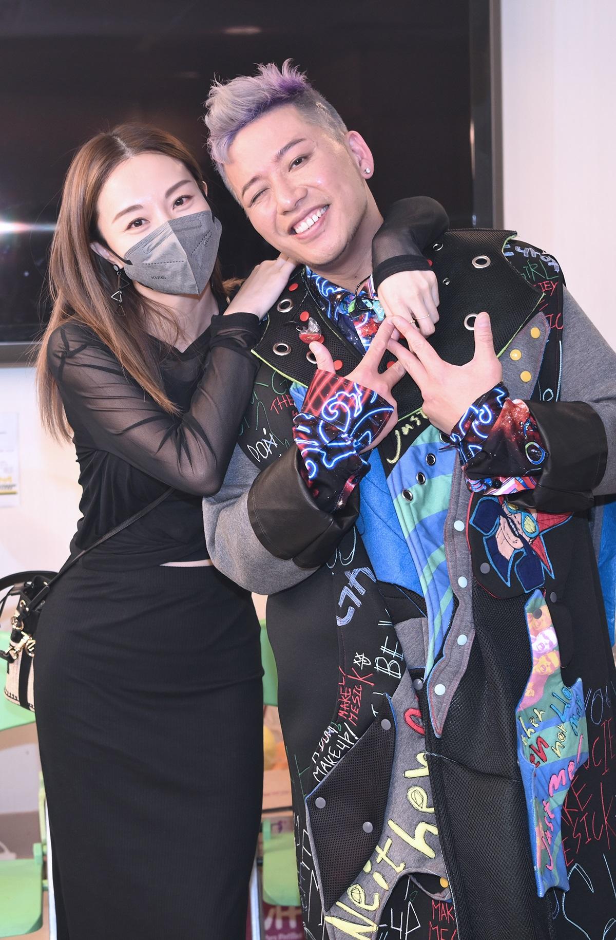 鄧麗欣特地入場撐小肥。