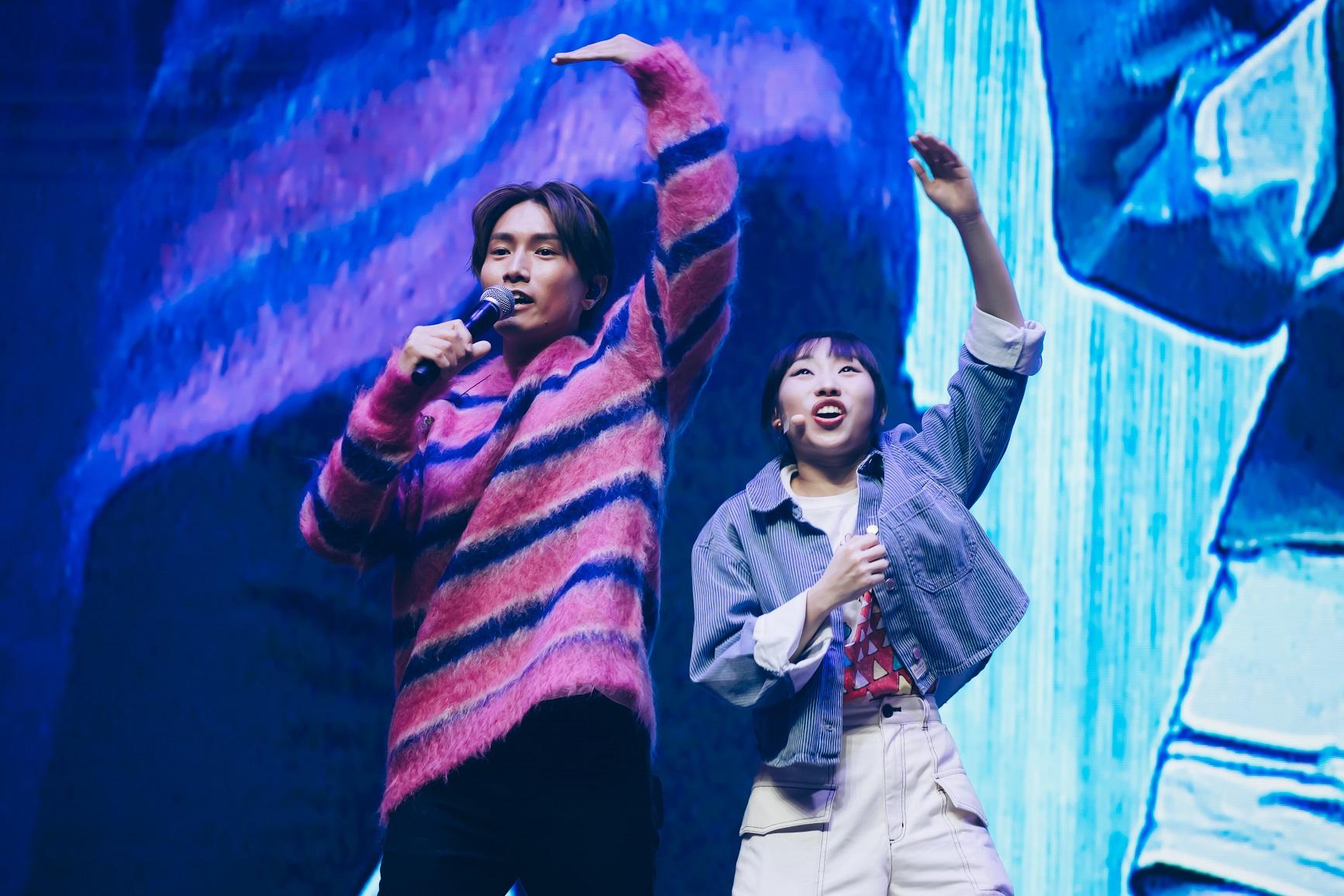 陳柏宇擔任嘉賓與麗英合唱。