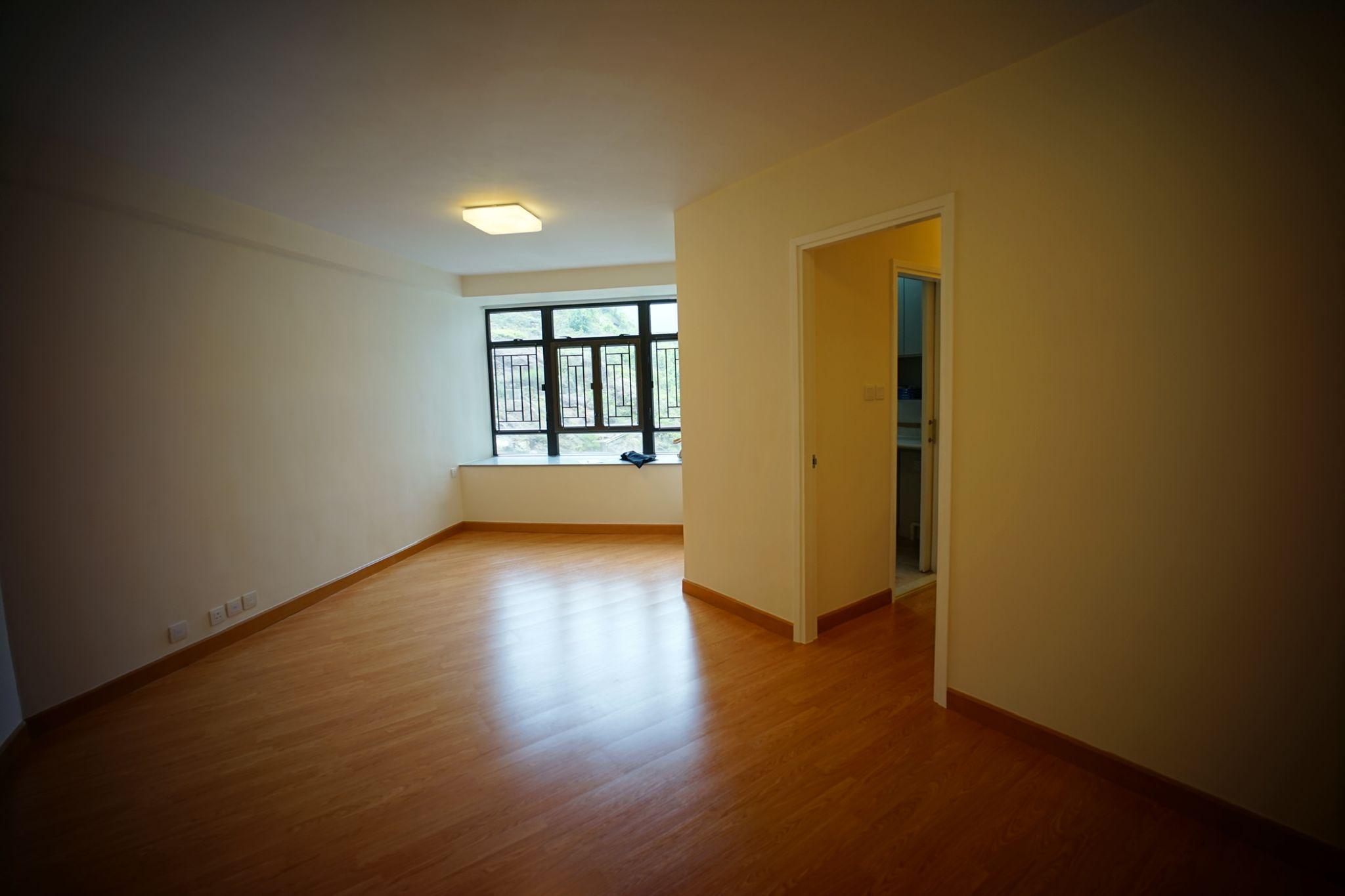 康怡花園兩房加息前夕「6球」甩手 見六年新低 同類兩周跌價逾12%