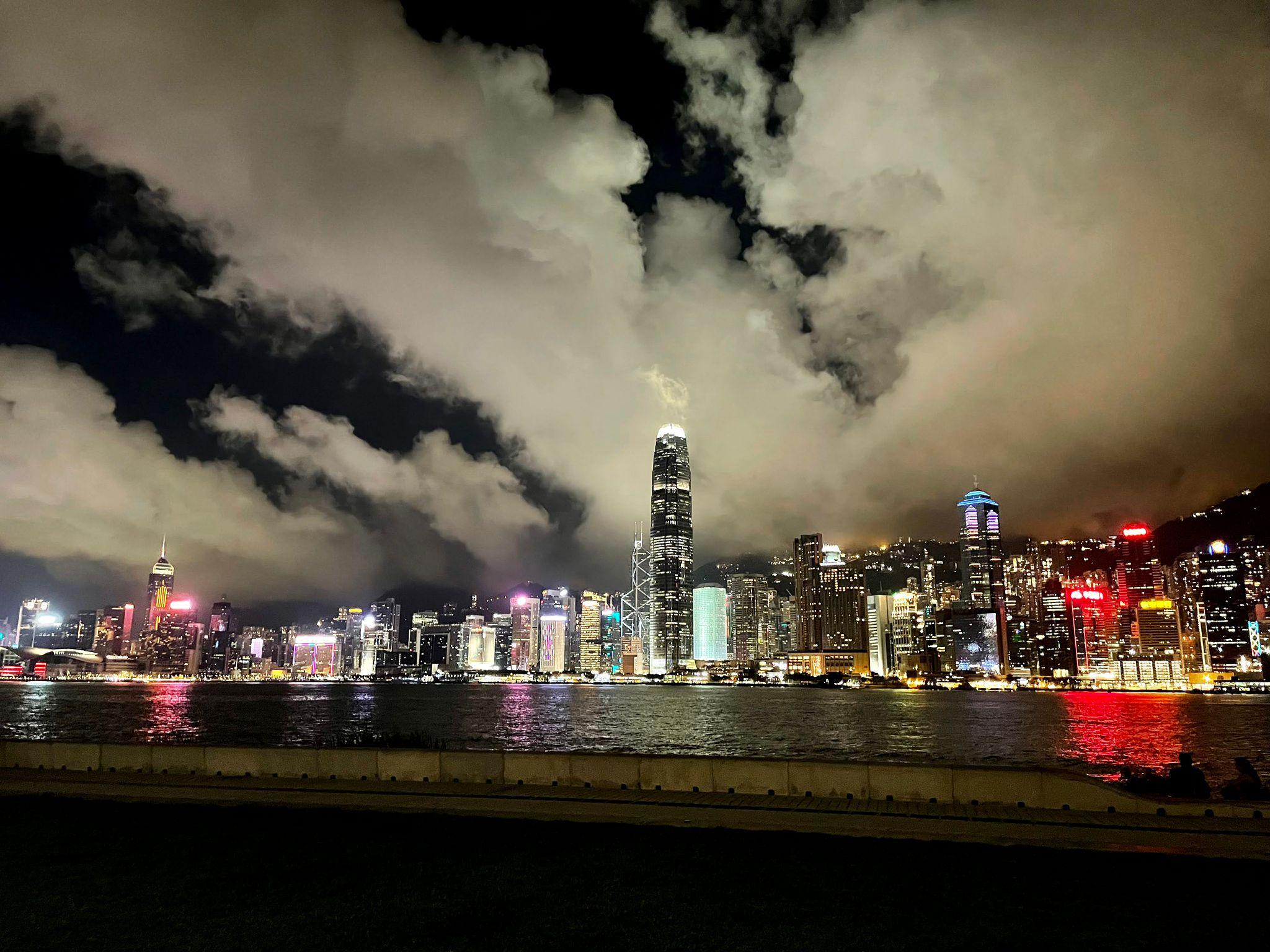 於公園內欣賞「幻彩詠香江」