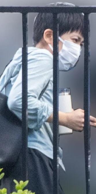 松隆子原來近年拍劇也會帶麵包到片場派給工作人員。