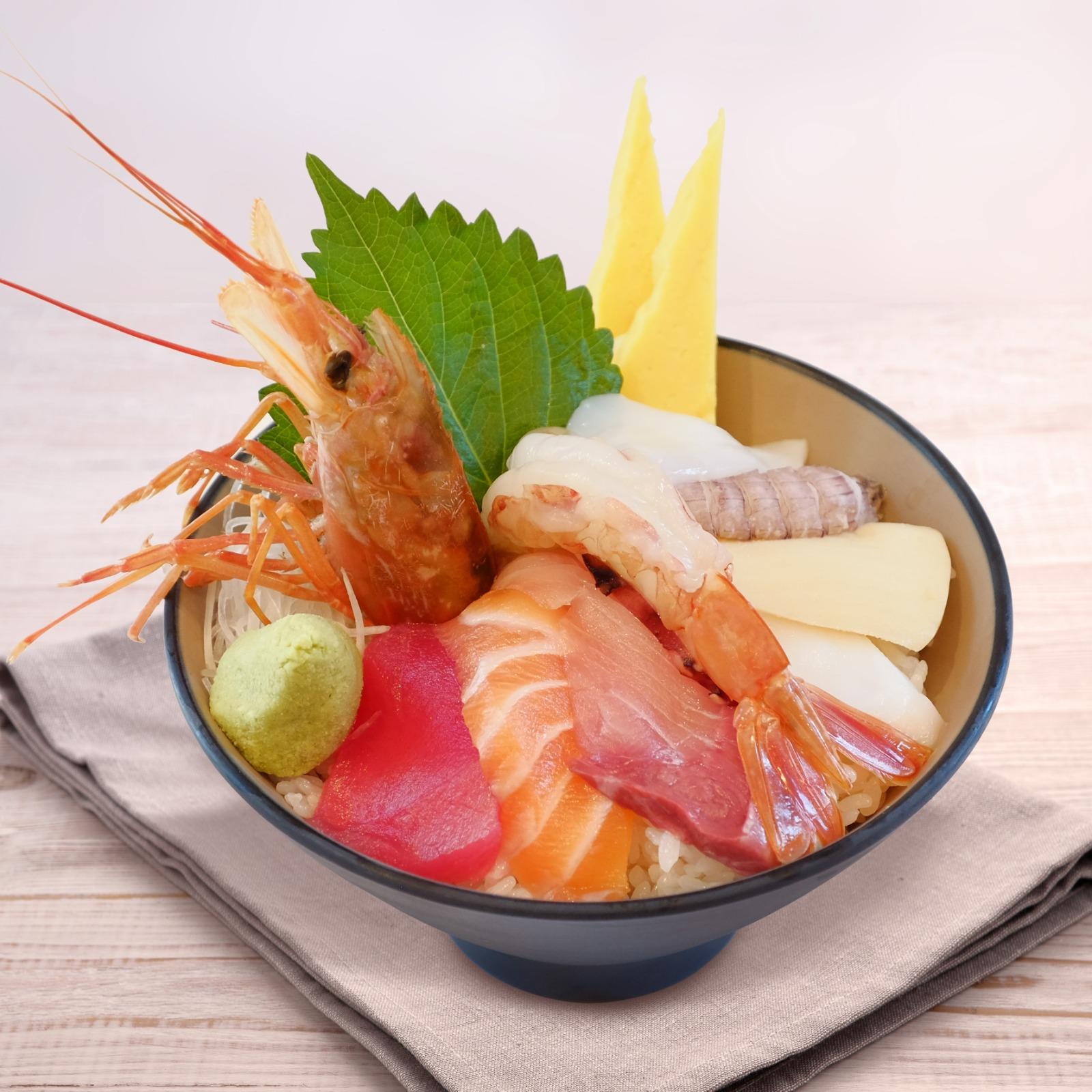 海鮮刺身丼
