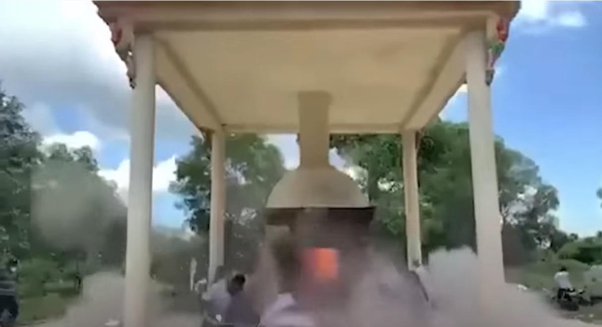 法師倒地。(互聯網)