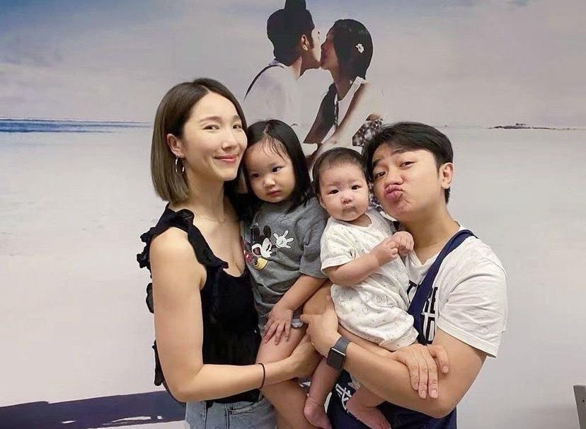王祖藍不時在社交平台分享與太太李亞男及兩個女兒的幸福照片。(資料圖片)