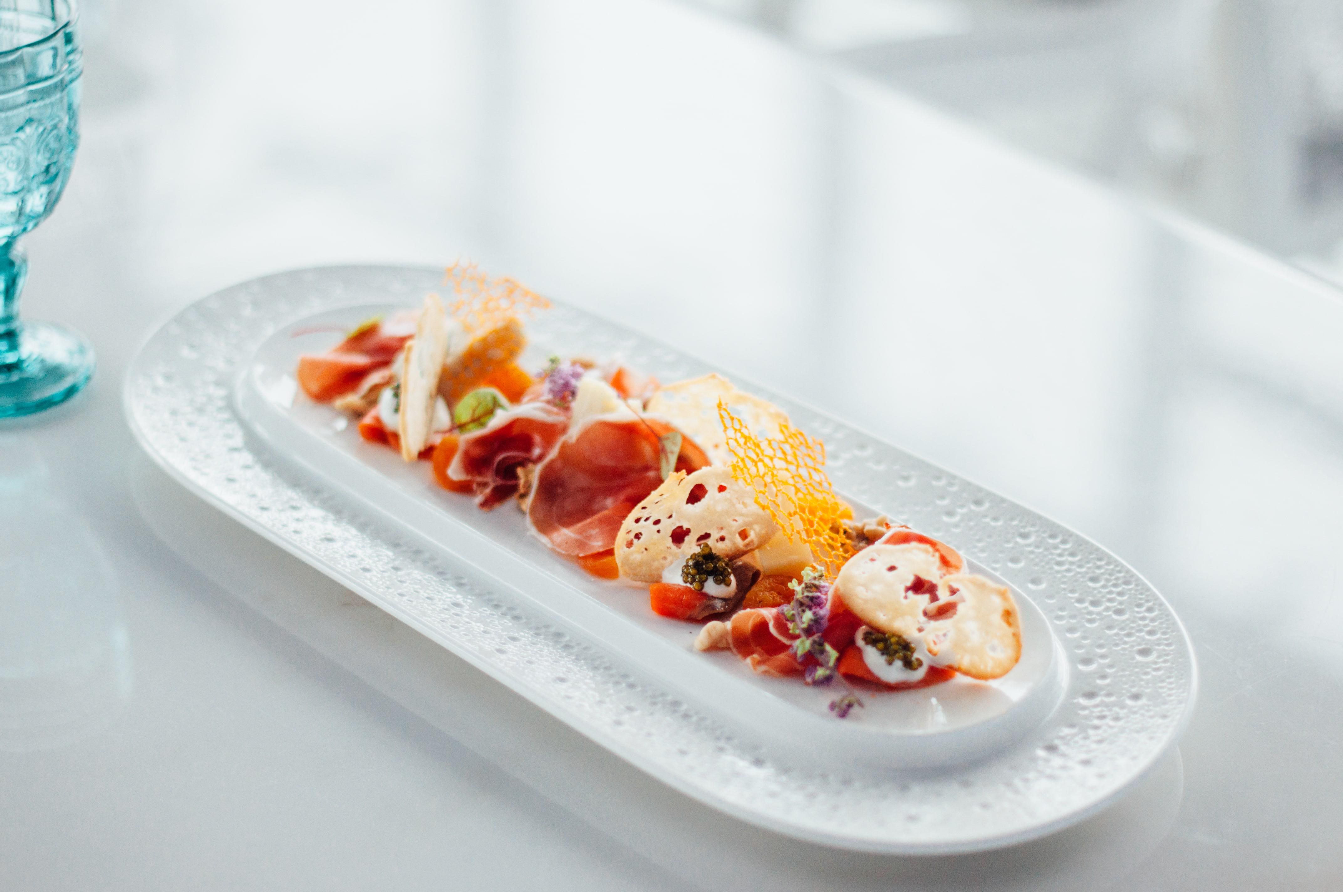 西班牙風乾火腿,意大利芝士拼盤