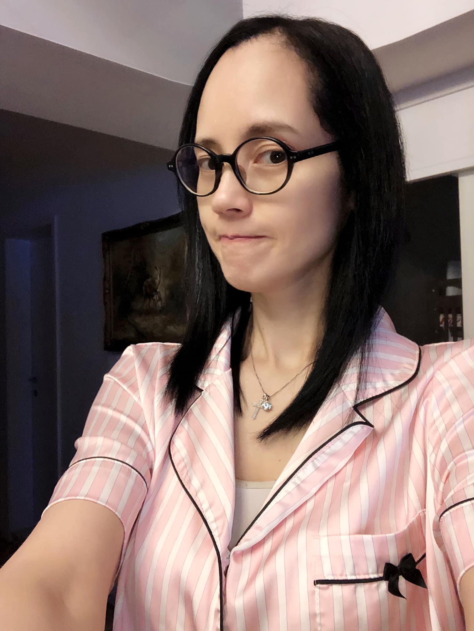 鄭艷麗去年表示患上厭食症,當時僅得90磅。