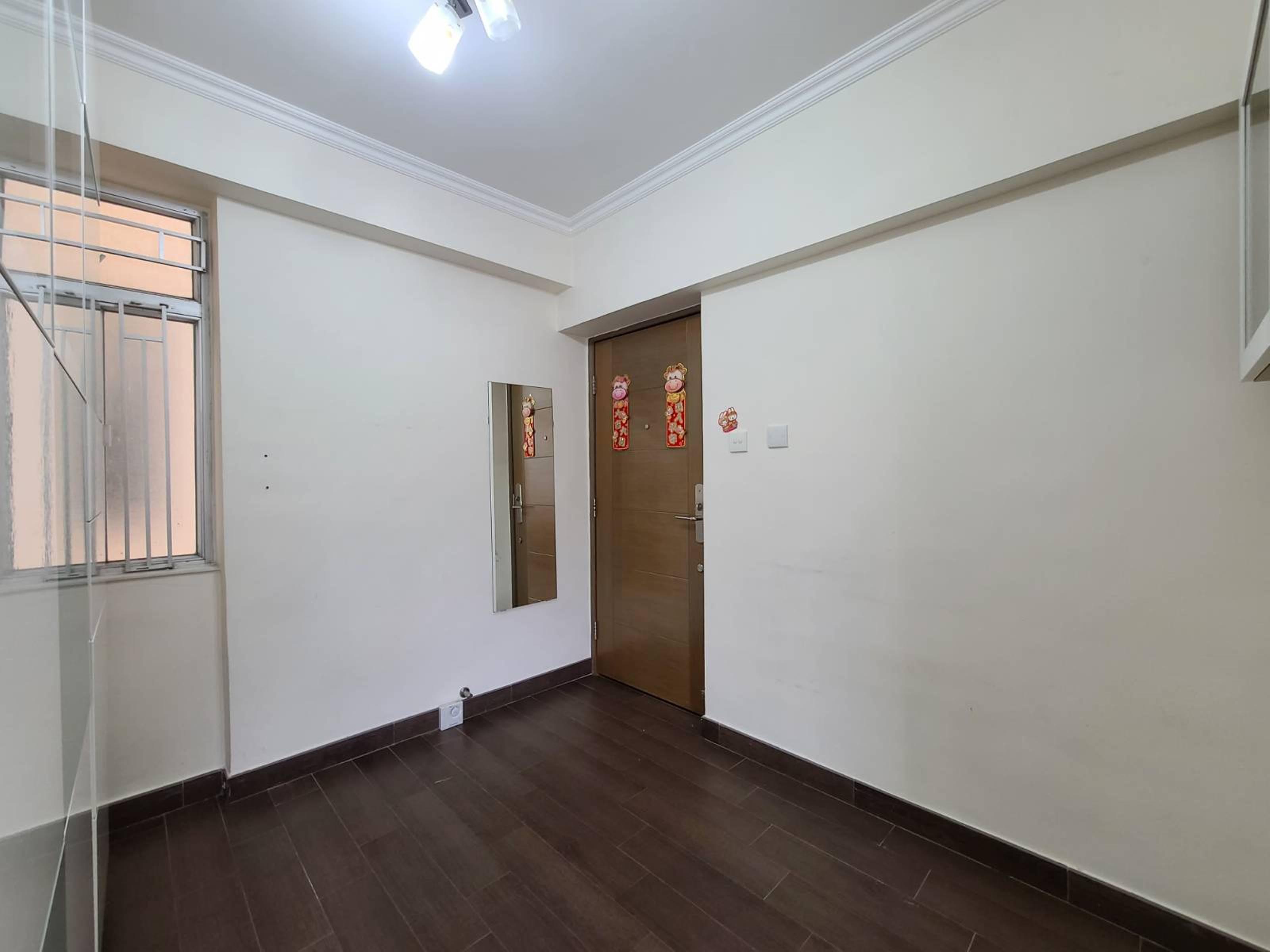 「呂」字型設計的大廳,間隔分明兼且光猛。