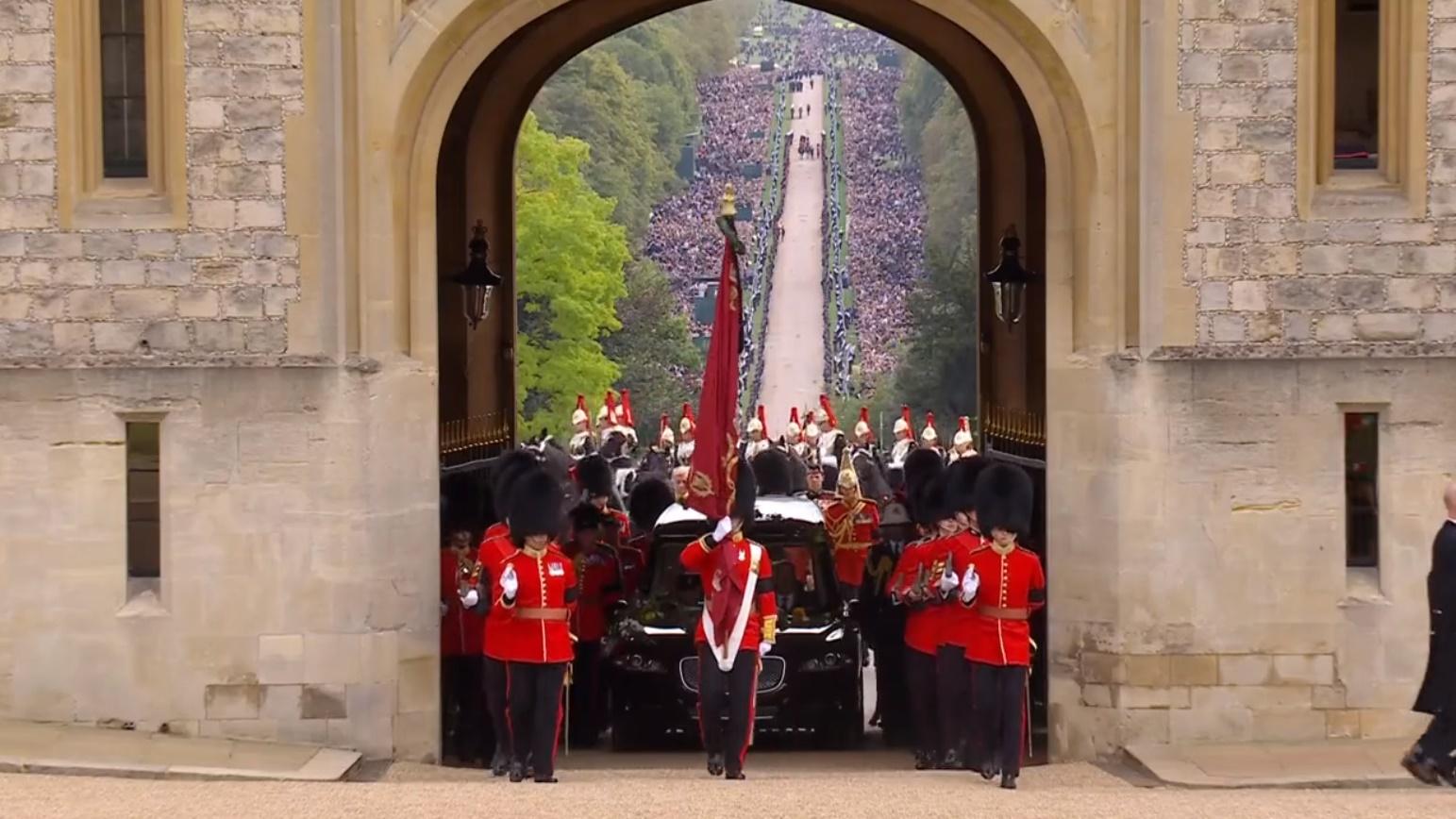 王室私人葬禮。(Twitter)