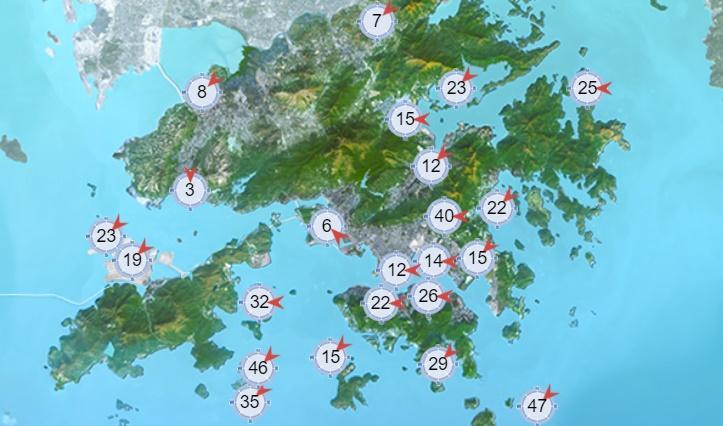 本港地區今日天氣預測大致多雲,有一兩陣驟雨。日間短暫時間有陽光,最高氣溫約32度。(香港天文台)
