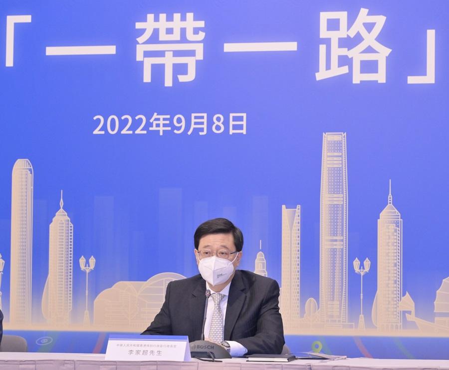 李家超指,香港工商及專業服務實力雄厚,是未來持續發展的核心力量。(政府新聞處圖片)