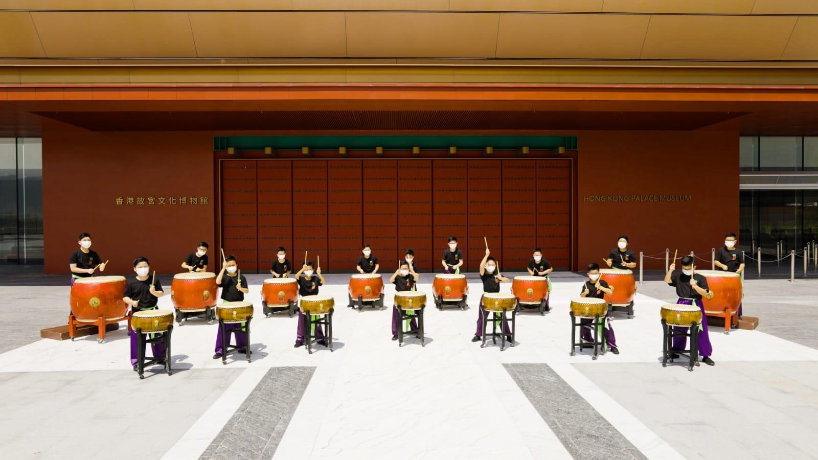 逾400名中小學生拍攝《少年中國說》短片賀國慶。(蔡若蓮fb圖)