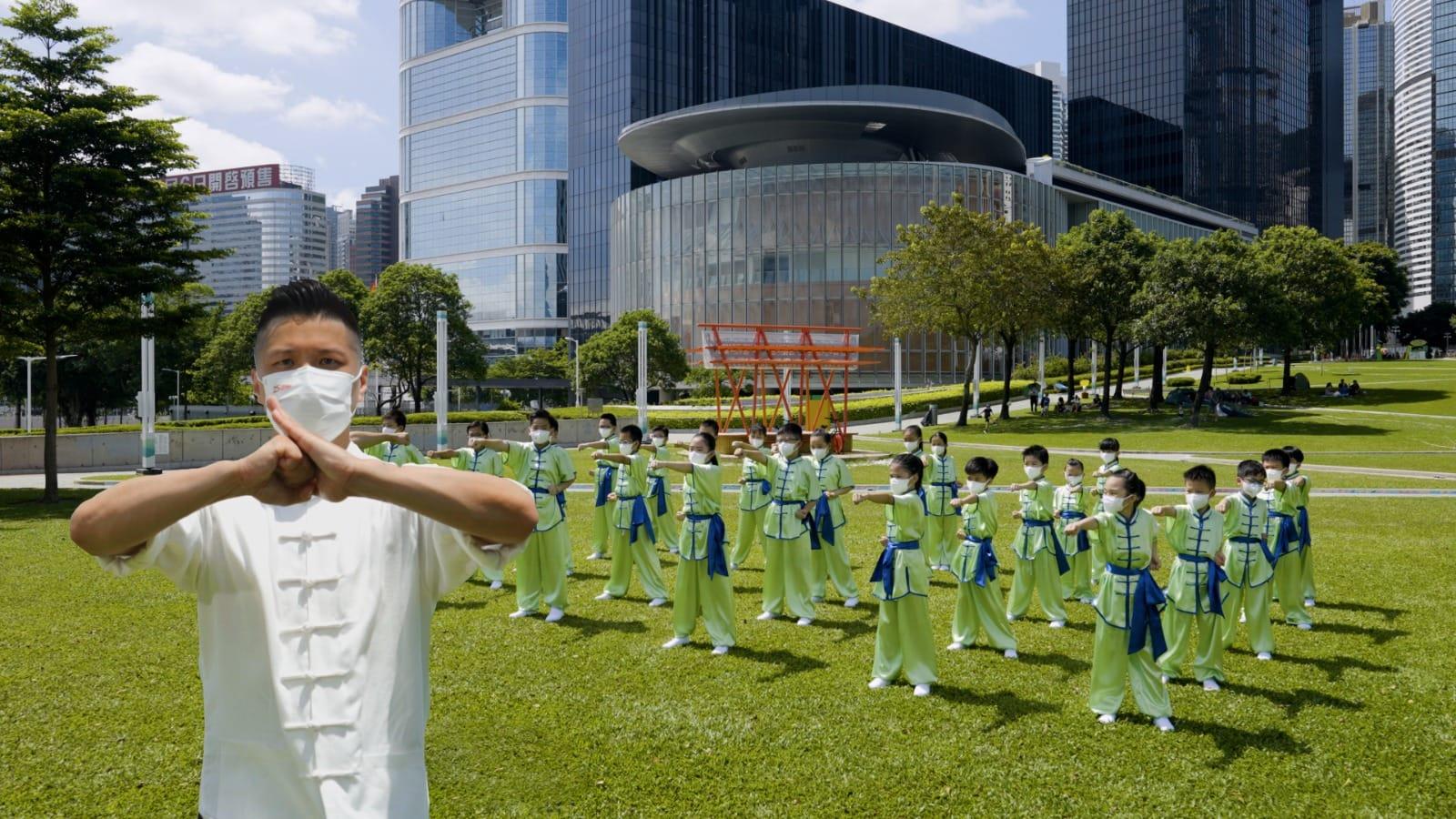 逾400名中小學生拍攝《少年中國說》短片賀國慶。(蔡若蓮fb圖)