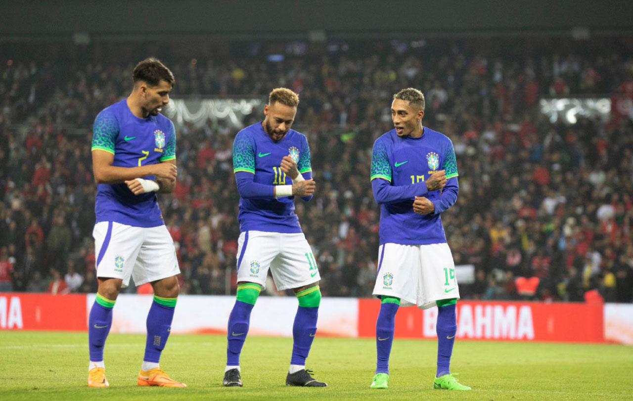 種族歧視停不了 李察利臣入波被掟蕉