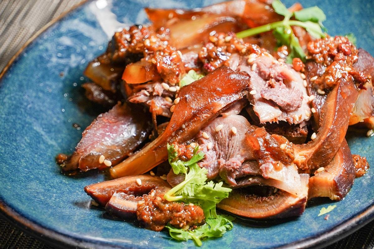 多款由老闆親自調味的麻辣小食