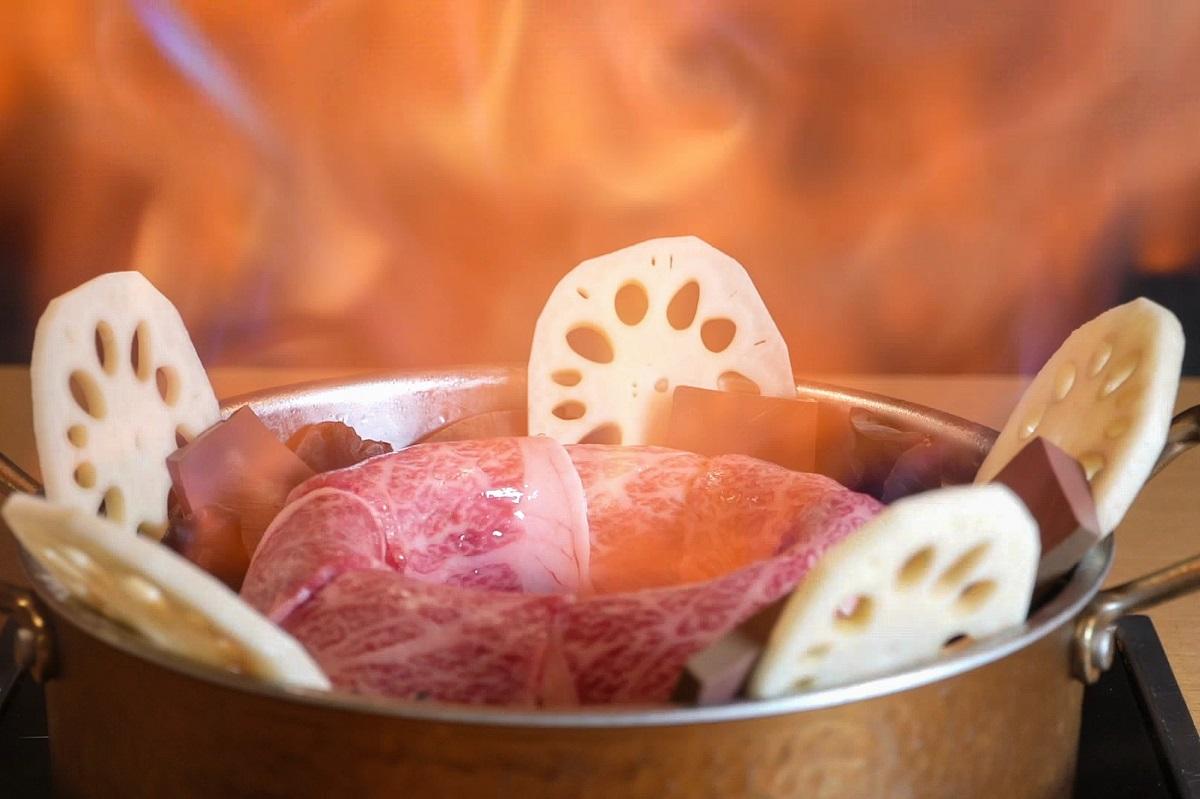 台灣麻辣火山鍋