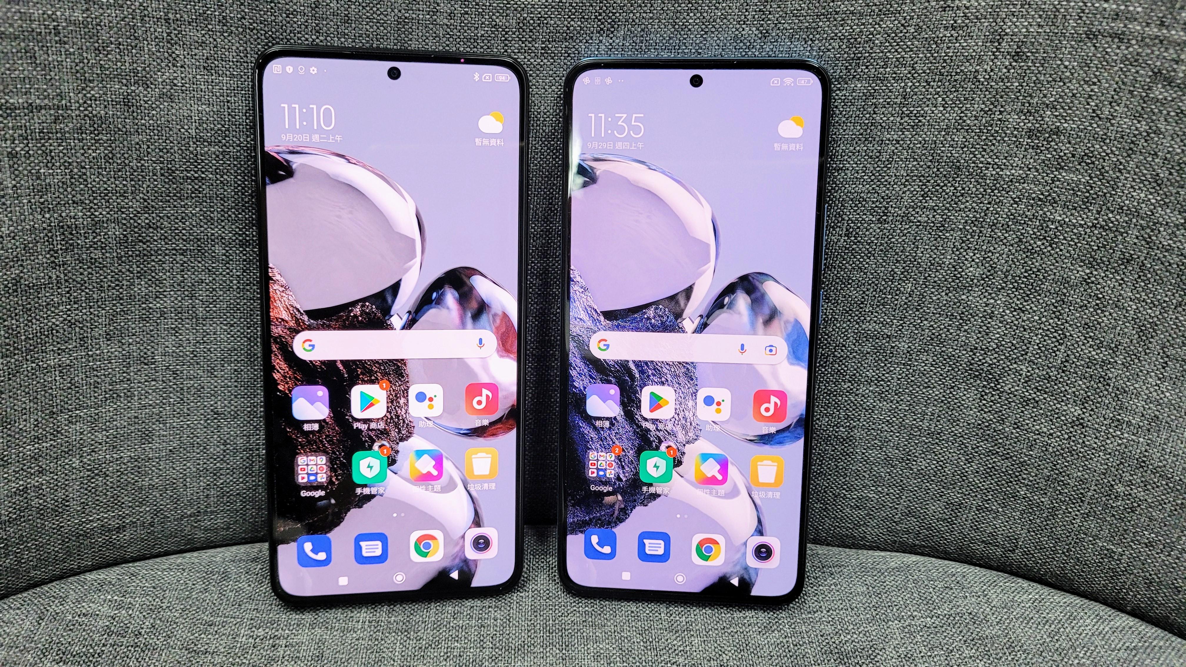Xiaomi 12T(左)與12T Pro(右)同樣採用6.67吋120Hz CrystalRes屏幕。