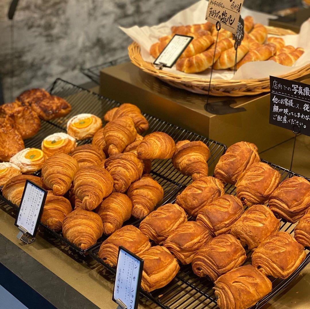 賣的麵包款式以西式和日式為主
