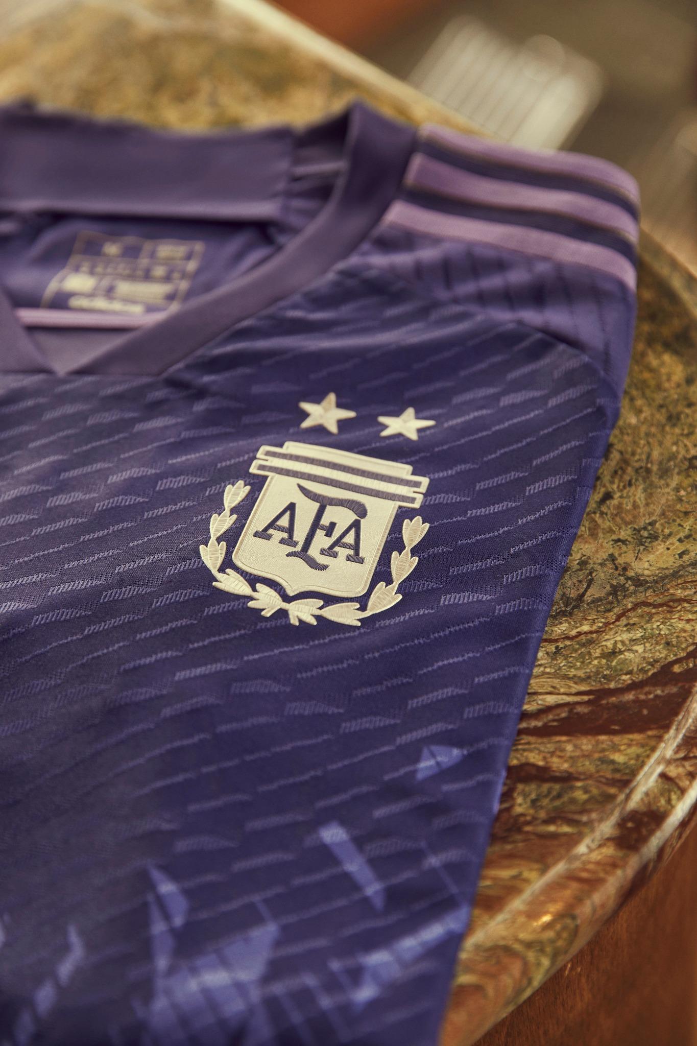 adidas阿根廷主場球衣 $699(球迷版)/$1,099(球員版) 9月30日上架