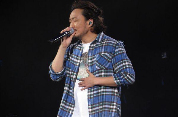 鄭中基先後在演唱會和社交平台分享與東仔的小故事,呼籲大家踏出關愛的一步。