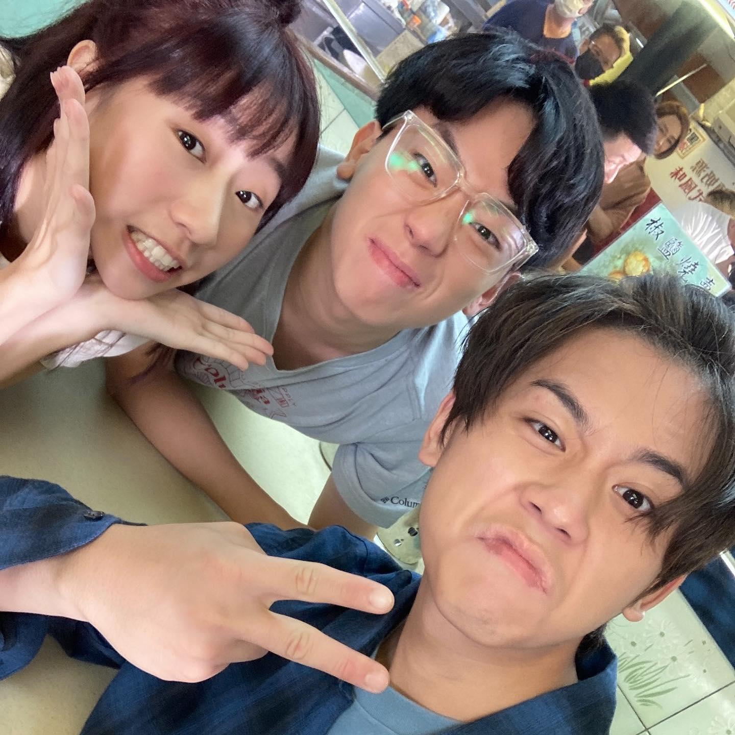 岑珈其在《阿媽有咗第二個》與姜濤和麗英大演對手戲。