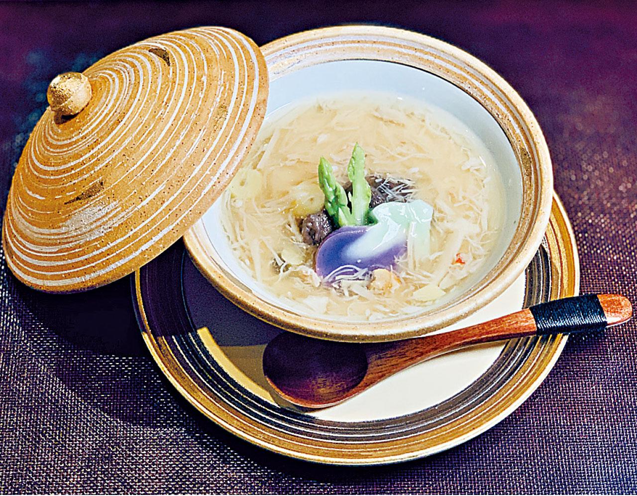 小田大牛 ── 「犇 Ushidoki」