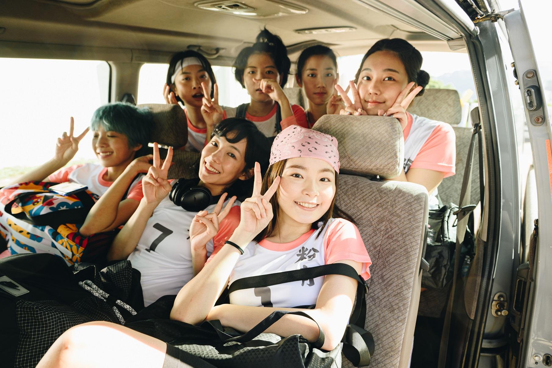 8位女生全是鄭伊健粉絲。