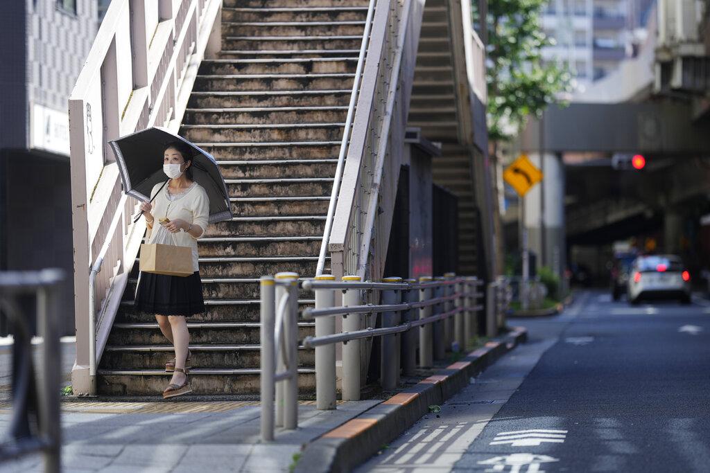 日本新冠疫情再次回落。(美聯社)