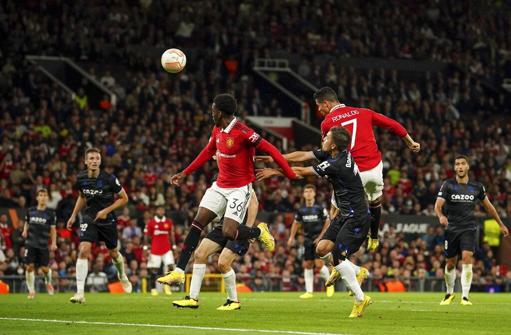 C朗的頭槌因為越位而入球無效。(美聯社)