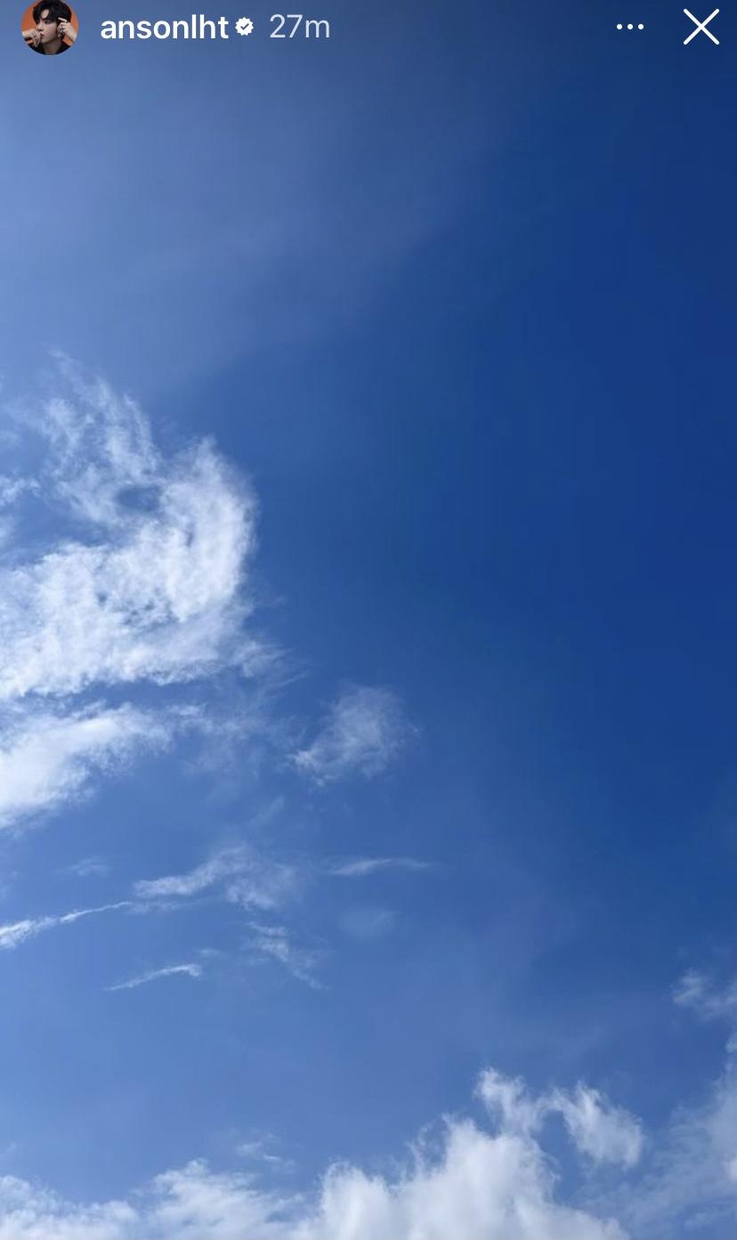 Anson Lo 相隔兩星期再「上水」貼藍天與白雲。