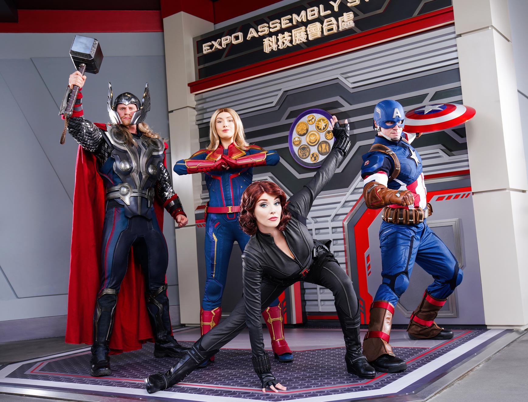 五月至六月:香港迪士尼召集Marvel粉絲加入「新一代英雄」行列,與一 眾超級英雄齊齊出動!復仇者聯盟將於明日世界的舞台以強勢陣容現身。粉絲可選購多款Marvel主題商品,化身成超級英雄,做足作戰準備!